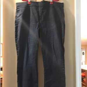 NYDJ Straight Leg Jeans 18 with LIft and Tuch Tech Pull On Stretch Waist